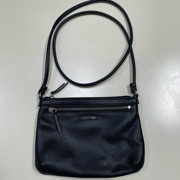 Calvin Klein Handbags - Calvin Klein Black Leather Purse